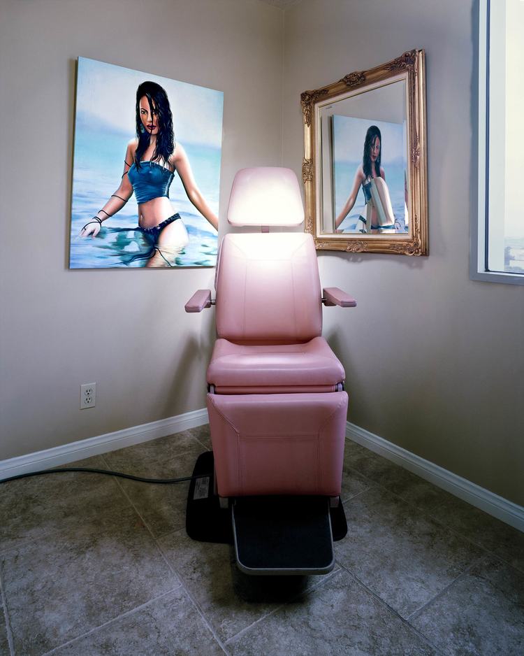 'Playboy Consultation Chair'